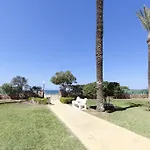 Holiday Beach Apartment *