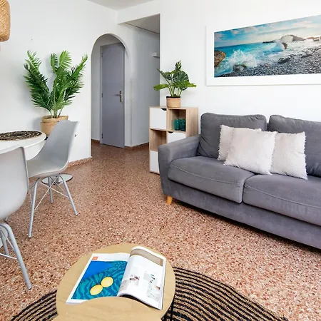 Holiday Beach Apartment Dénia